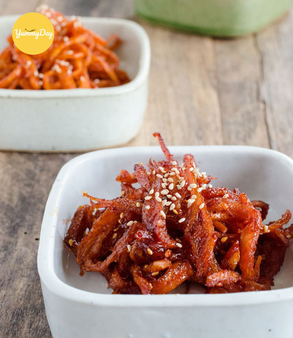 Làm Mực khô xào chua ngọt đơn giản