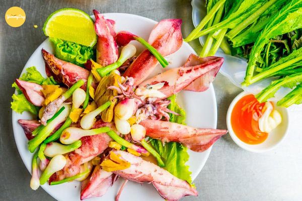 Thành phẩm mực trứng hấp gừng vô cùng bắt mắt