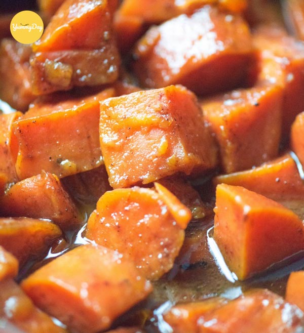 Sên khoai lang chiên với nước đường