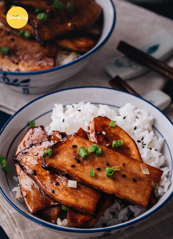 Cách làm Nấm bào ngư xào nghệ vàng ngon