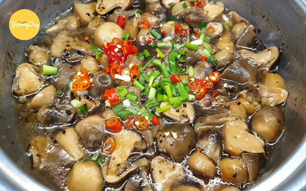 Nấm rơm xào tiêu thơm ngon quá sá