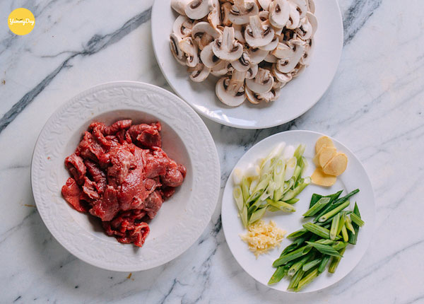 Nguyên liệu làm nấm hương xào thịt bò