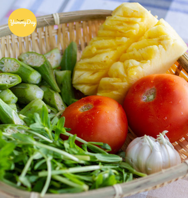 Sơ chế các nguyên liệu nấu chua