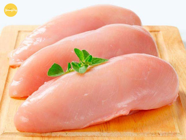 Chuẩn bị 150gr ức gà