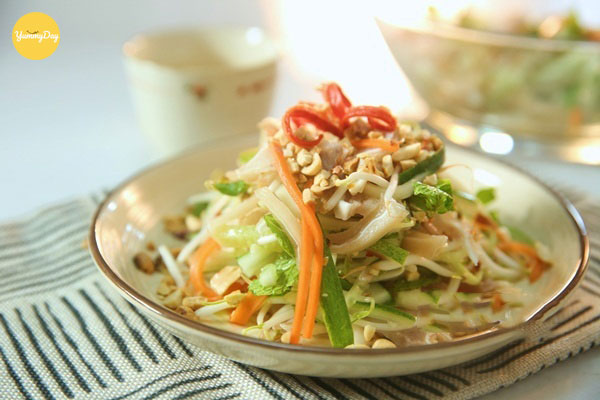 Bắt tay ngay vào làm món nộm siêu đơn giản này nhé!
