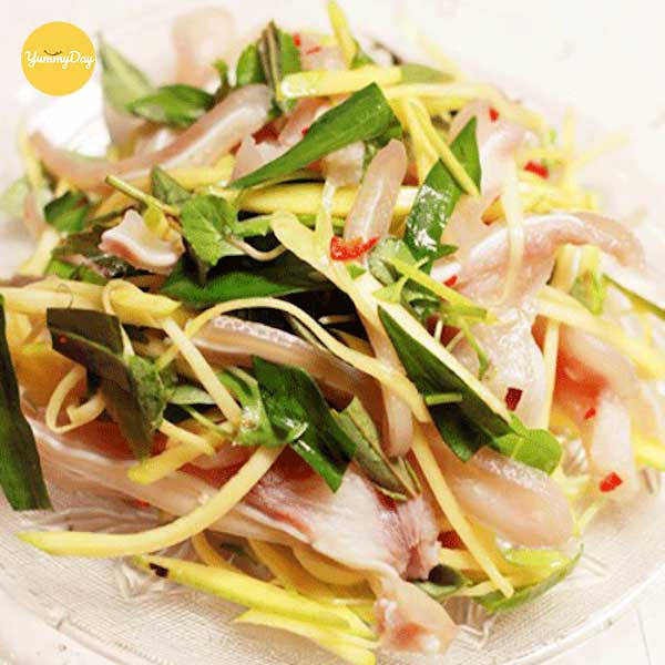 Thành phẩm món nộm xoài xanh tai heo ăn siêu ghiền