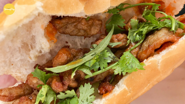 Thành phẩm bánh mì chả cá ngon xuất sắc
