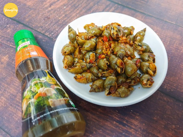 Ốc cà na xào sa tế bắt vị