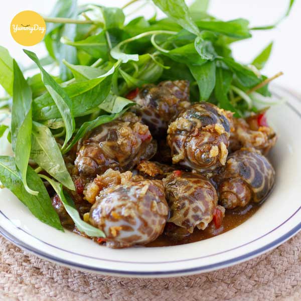 Ốc hương xào bơ tỏi