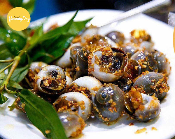 Thưởng thức ốc mỡ xào tỏi cực ngon