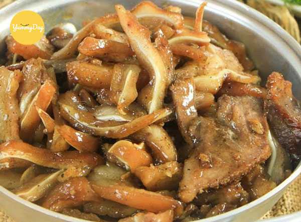 Phá lấu tai heo nhìn thật là thèm