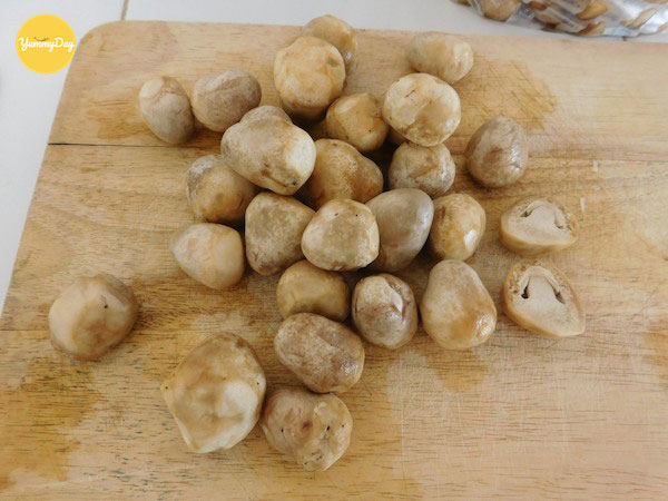 Chẻ đôi nấm rơm