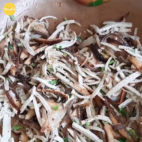 Tiến hành xào nhân