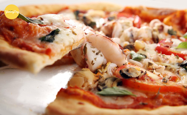 Cách làm pizza hải sản bằng nồi cơm điện