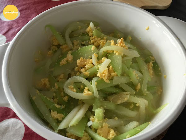 Thành phẩm món su su xào trứng giòn ngọt