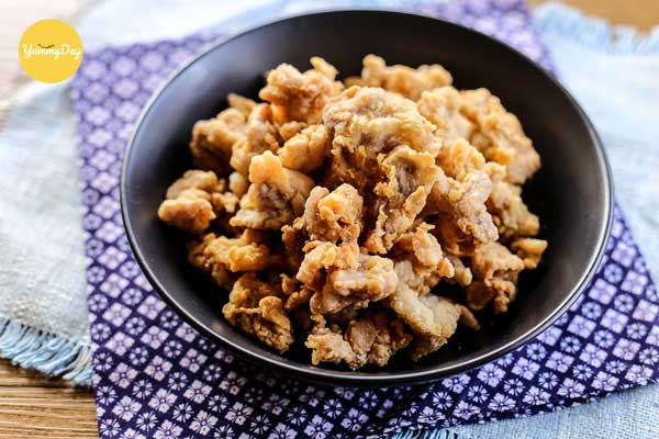 Làm sao để có món sụn gà vàng giòn hấp dẫn