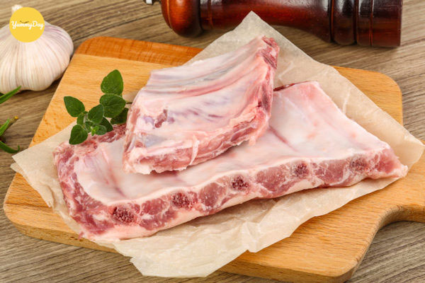 Lựa chọn sườn non tươi ngon