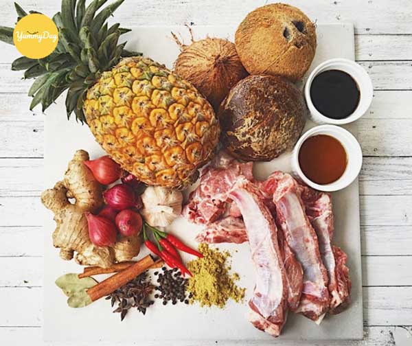 Sườn non là nguyên liệu chính nên bạn hãy chọn loại tươi ngon nhé!