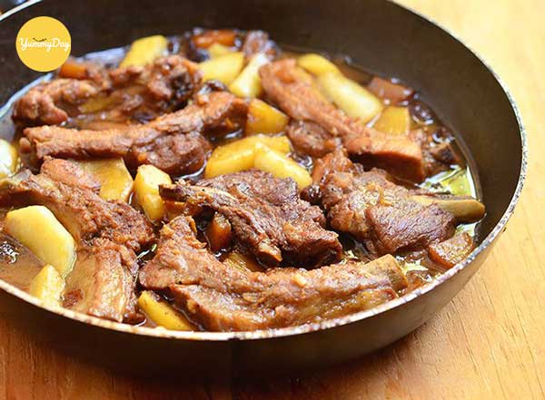 Món sườn kho dứa thành phẩm thơm ngon, đưa cơm