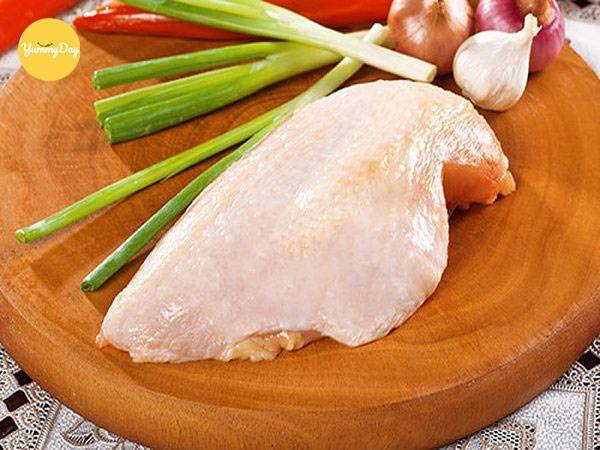 Súp gà thì không thể thiếu gà nha