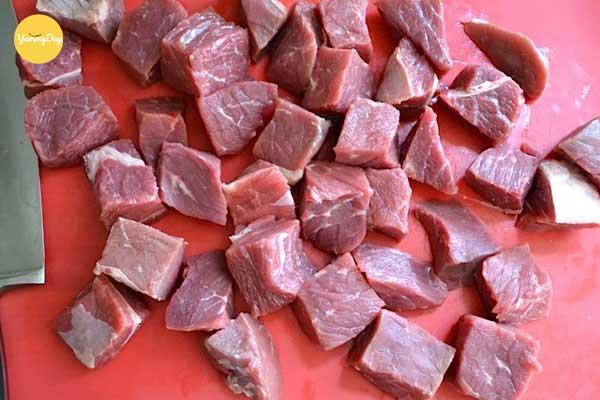 Lựa chọn thịt bò ngon và tươi