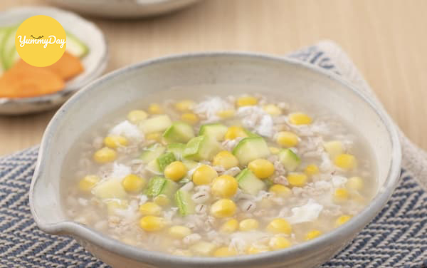 Súp thịt bò nấu ngô ngon ngọt