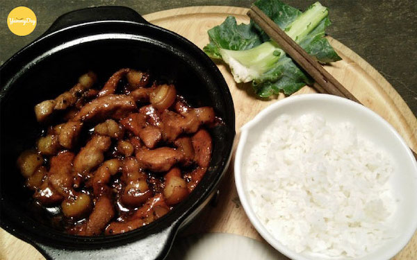 Thịt ba chỉ kho tiêu vô cùng bắt cơm