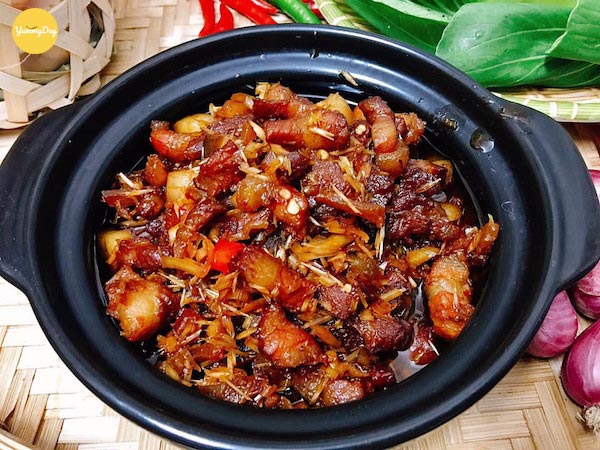 Thịt heo kho sả ngon bá cháy