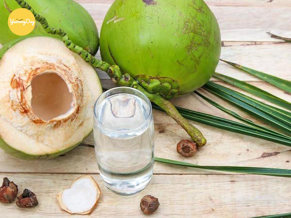 Nước dừa thanh mát cho món kho thêm trọn vẹn