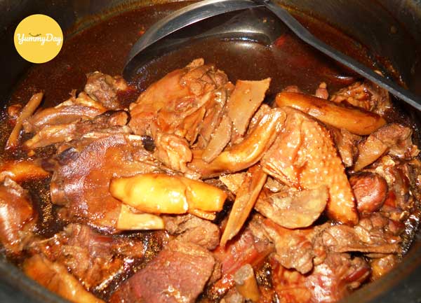 Kho thịt vịt với gừng