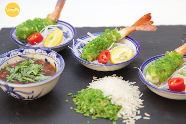 Thành phẩm tôm chiên cốm vô cùng bắt mắt