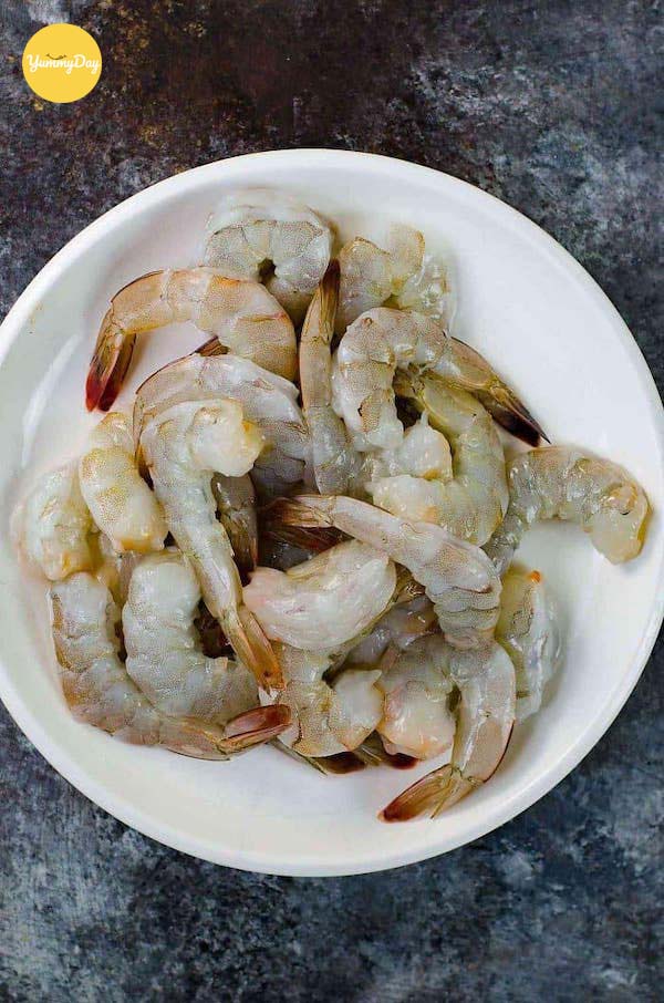 Sơ chế tôm tươi