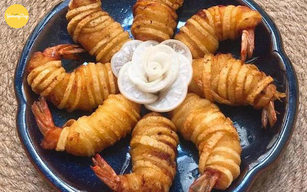 Cách thưởng thức tôm cuộc khoai tây chiên