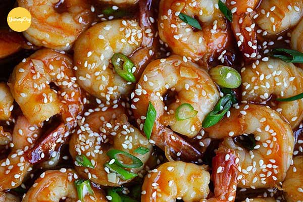 Thưởng thức món tôm xào chua ngọt