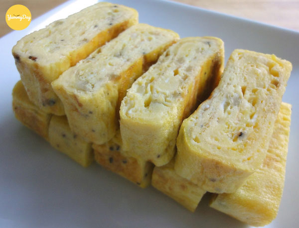 Trứng chiên mặn cũng rất dễ làm