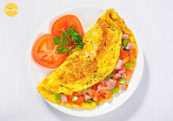 Món trứng chiên xúc xích thơm ngon tuyệt vời