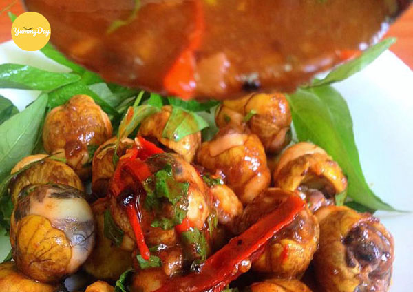 Nước sốt me đậm đà gia vị