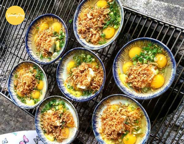 Cho thêm hành phi lên trên để món ăn thêm hấp dẫn nè
