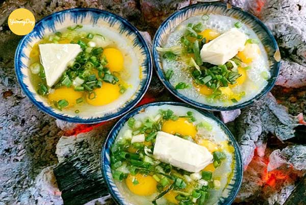 Nướng trứng cút trên lò than và cho thêm phô mai
