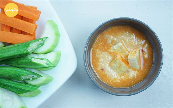 Pha nước chấm chao nào