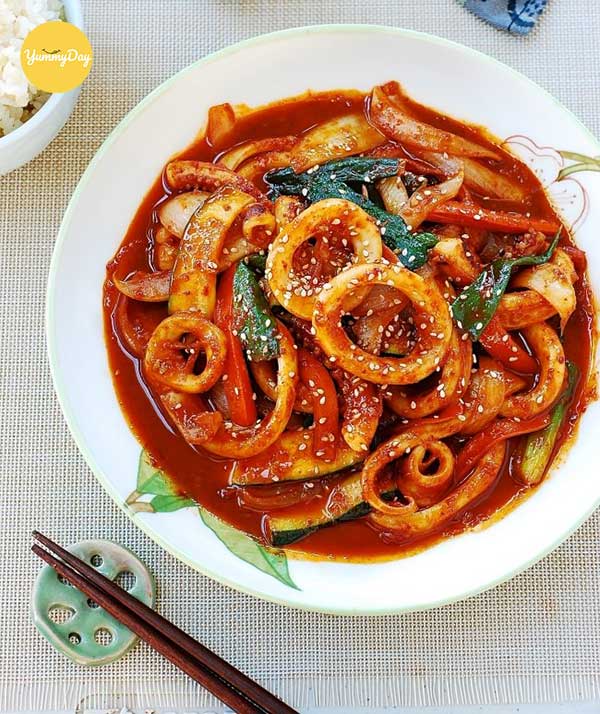 Mực xào hành tây không chỉ thơm ngon mà còn bổ dưỡng